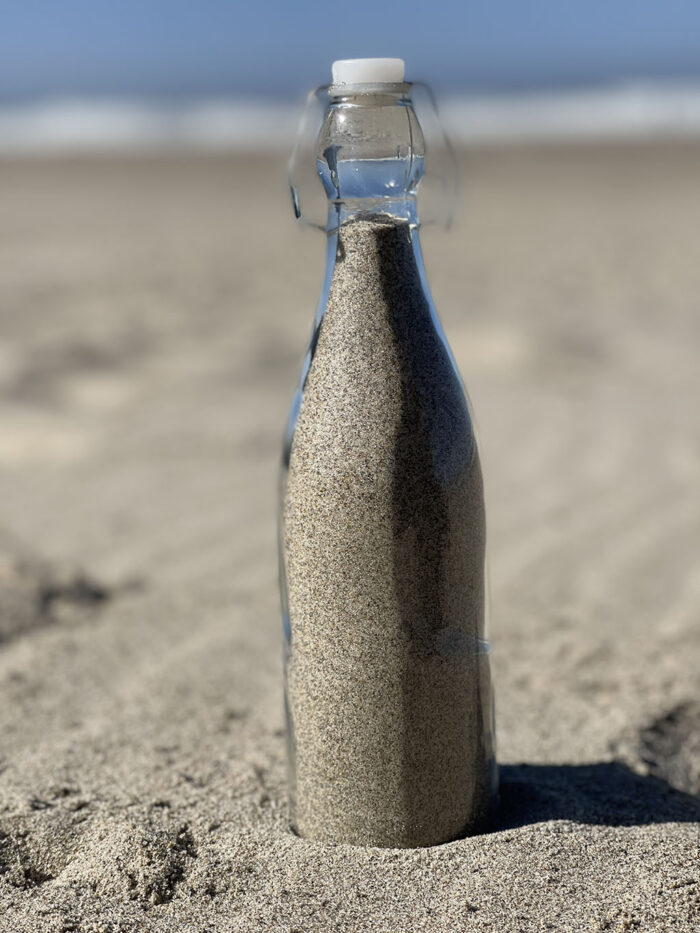 Lincoln City Sand in a Bottle - Image 3